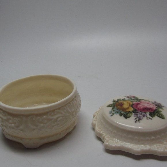 Vtg Porcelain Trinket Holder - Picture 5 of 8